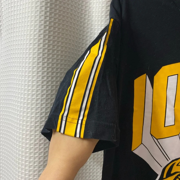 PINK by VS University of Iowa Oversized Tee - Picture 2 of 6